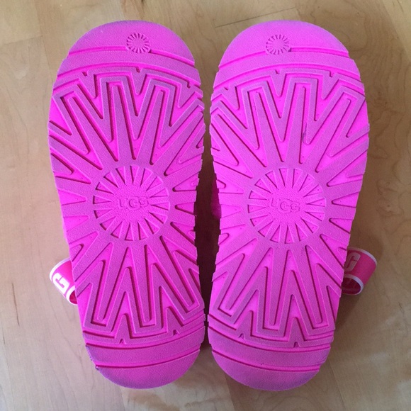 UGG | Disco Open-Toe Slip-On Platform Cross Slide - Picture 10 of 14